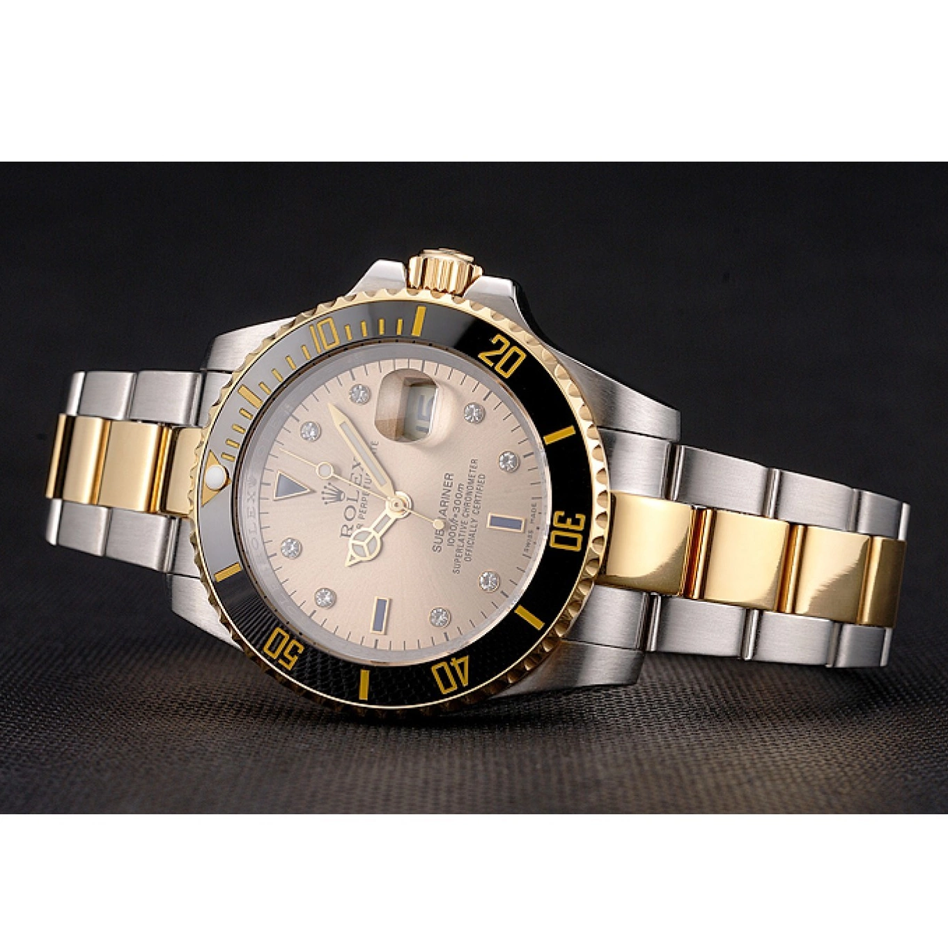 Aaa fake watches Dial Two Bracelet Markings Gold Black Swiss Diamond Gold Steel Submariner Bezel Tone Rolex 0819